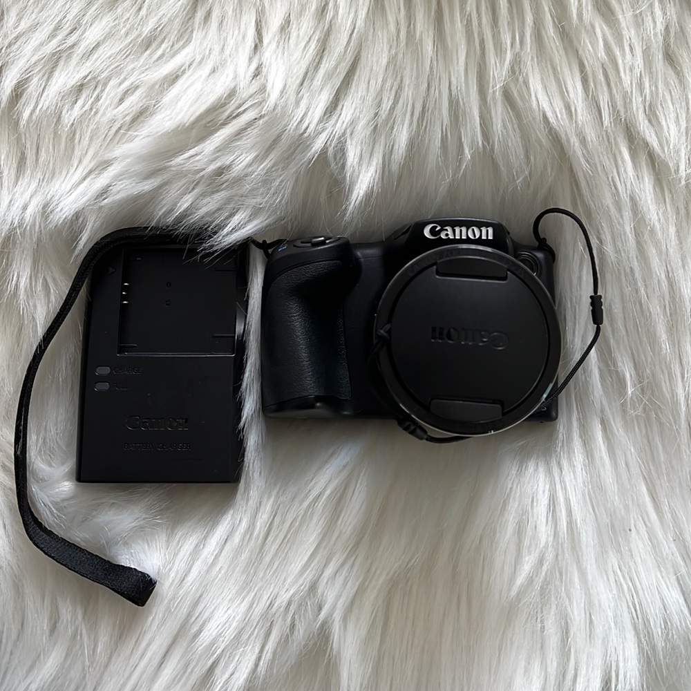 Canon PowerShot SX420IS 20.0-Megapixel Digital Camera in Black